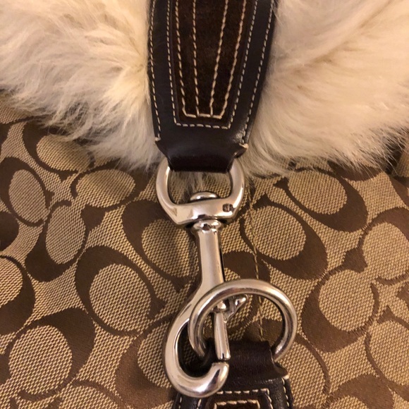 Coach purse with real rabbit fur - Picture 3 of 6